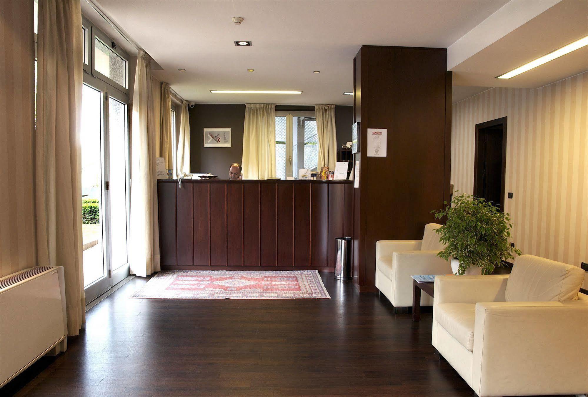 Hotel 2c 3*