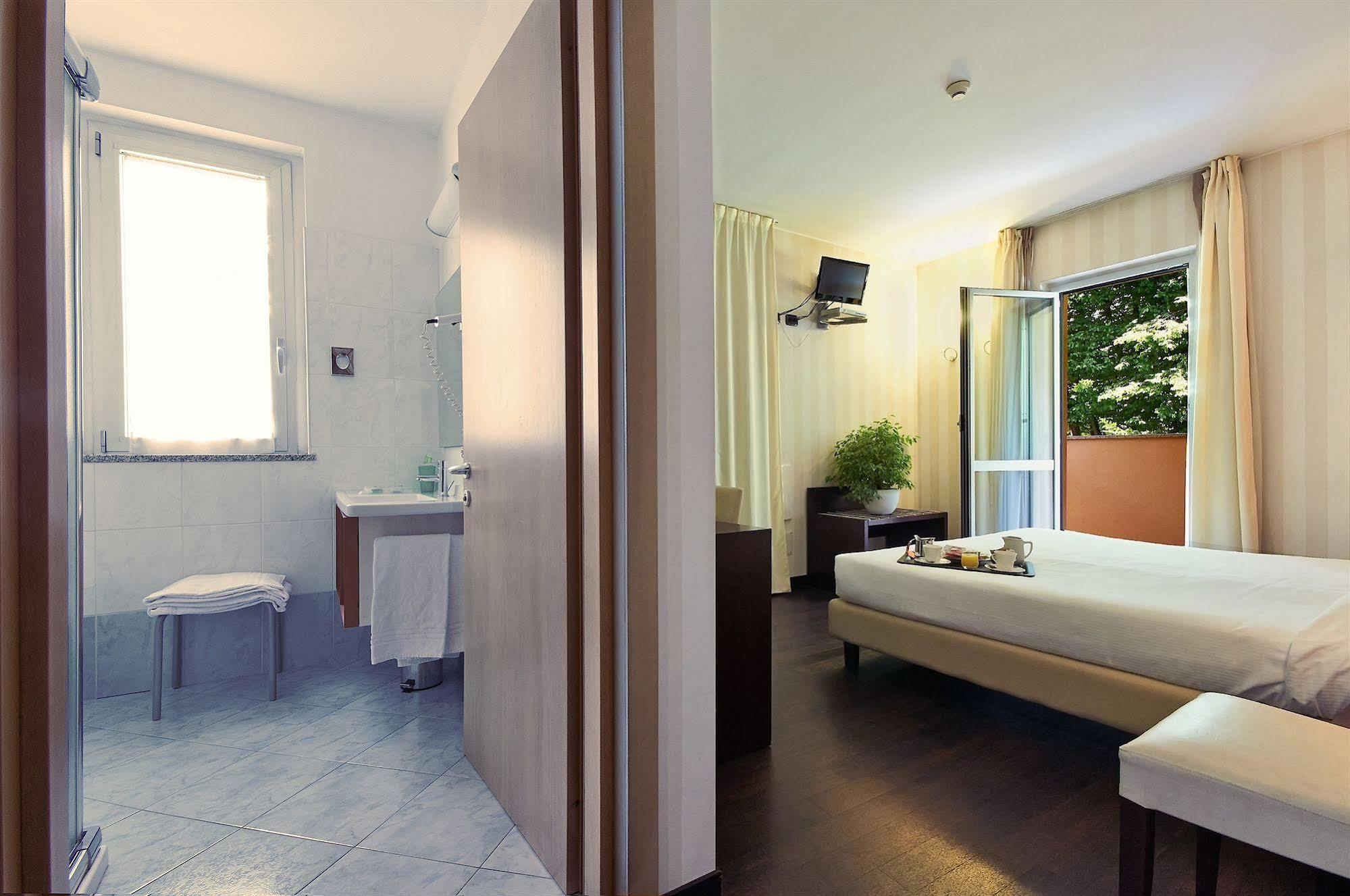 2c Hotel